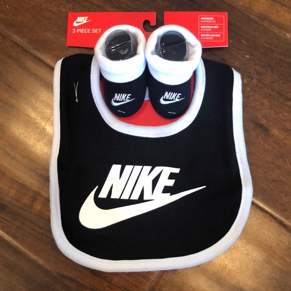 Nike 2 piece set